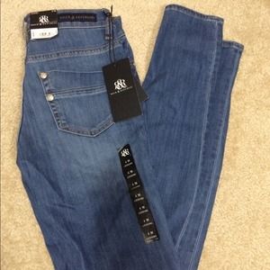 Rock & republic Jean leggings, sz 4 💗new price💗
