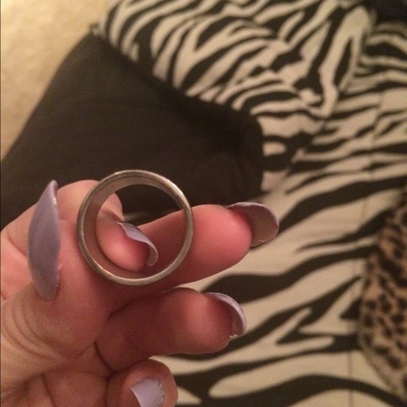 Silver thick ring - Picture 2 of 4