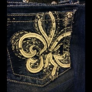 SOLD in bundle. Miss Me Cropped Pants