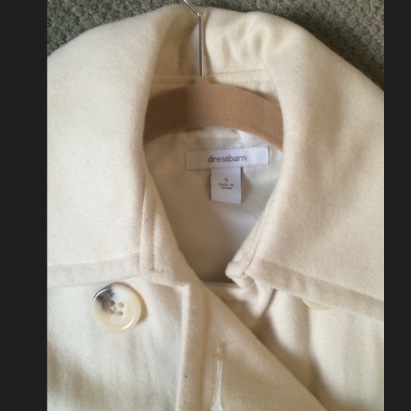 Dress barn white coat size small - Picture 3 of 4
