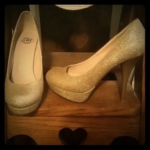 Gold glitter platform heels