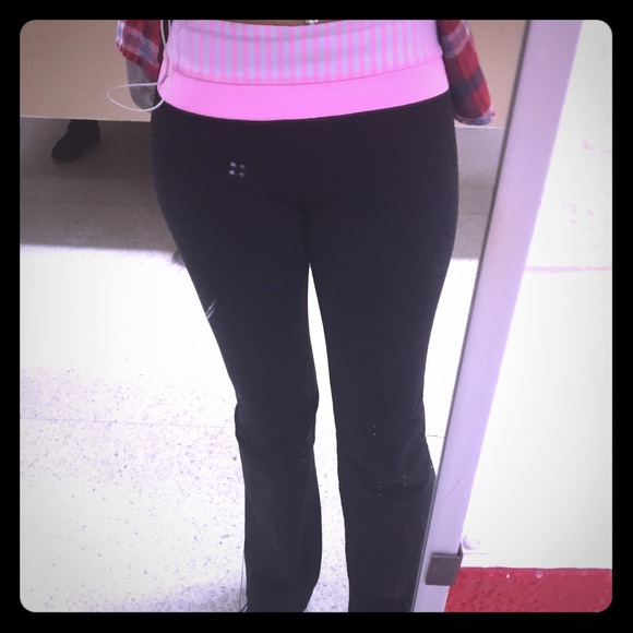 Lulu lemon boot cut yogas