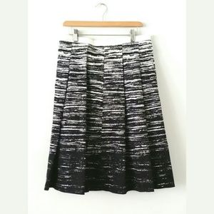 Calvin Klein Graphic Print Pleated Skirt Size 10