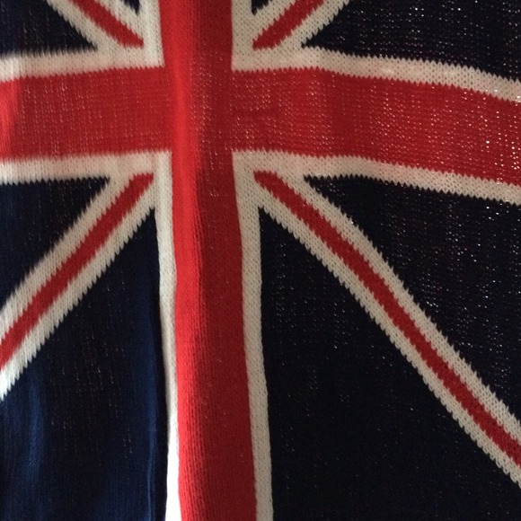 Sweater ! - Picture 3 of 3