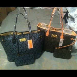 Tan tote bag new  with  coin bag.