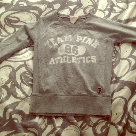 VS PINK grey sweatshirt