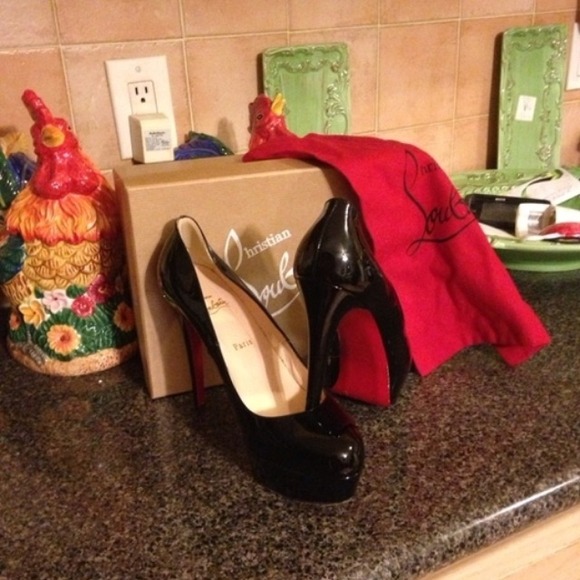 Christian Louboutin shoes - Picture 2 of 4