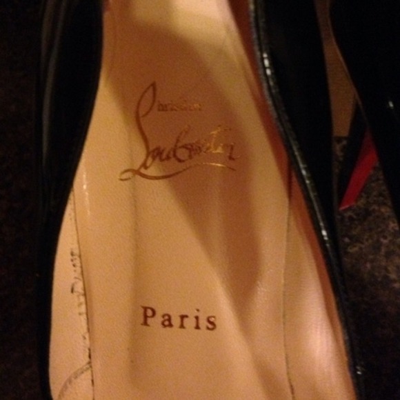Christian Louboutin shoes - Picture 4 of 4
