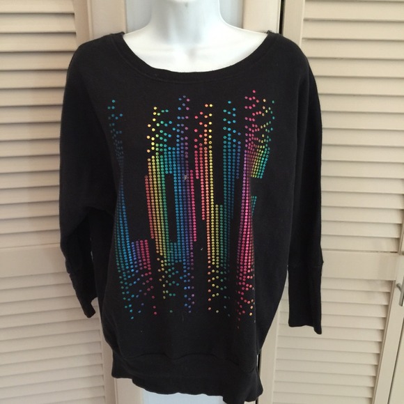 Derek Heart Tops - 💖LOVE sweater💖