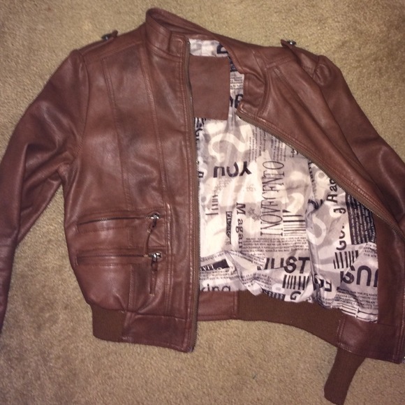 Brown jacket - Picture 2 of 4