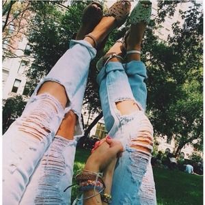 Carmar Distressed Boyfriend Jeans