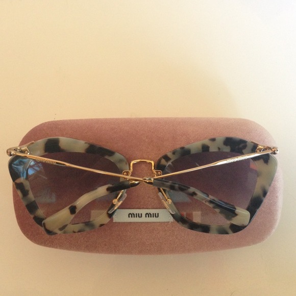 MIU MIU CAT EYE SUNGLASSES BRAND NEW main image 4