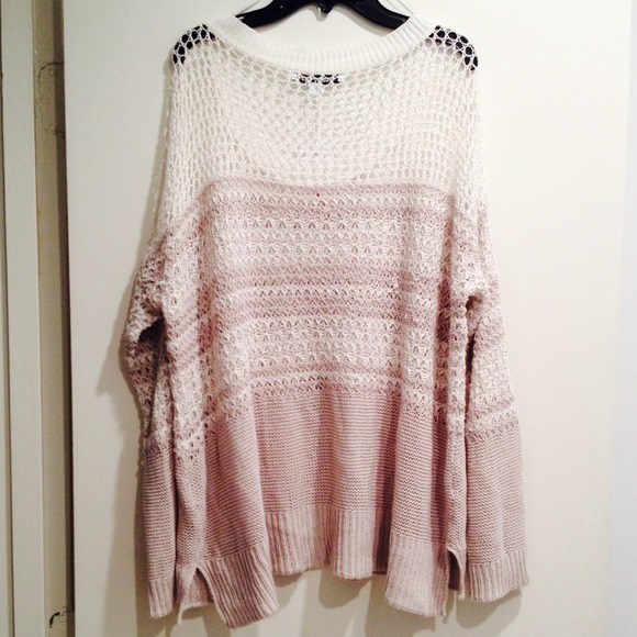 Elizabeth and James Oversized Knit Sweater - Picture 3 of 4