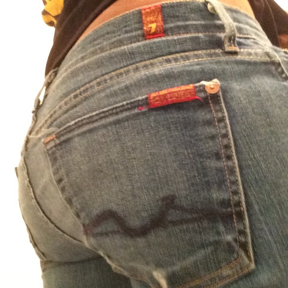 Distressed 7 for all mankind