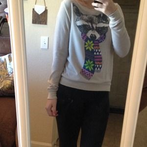 Forever 21 sweater size small