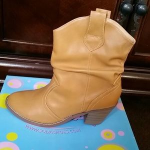 Price lowered for an hour so make your offer soon