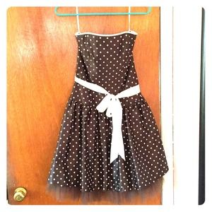 Jessica McClintock strapless polka dot dress