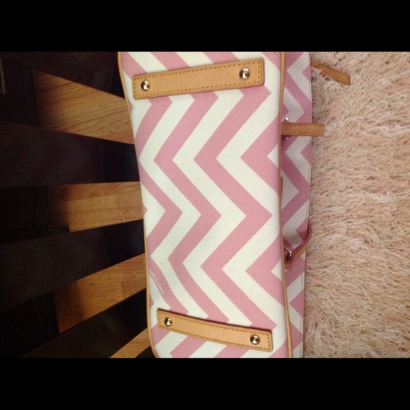 Dooney and Bourke pink and white Aztec large tote - Picture 3 of 4