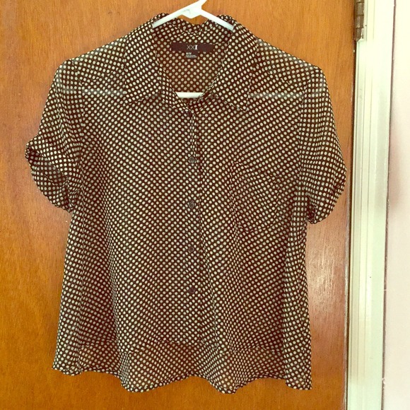 Polka dot button down short sleeve top