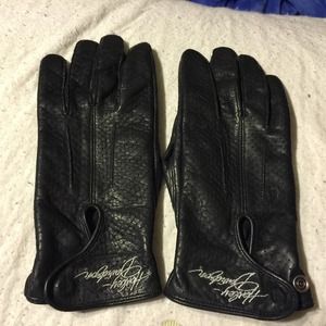 WOMANS HAELEY LEATHER GLOVES