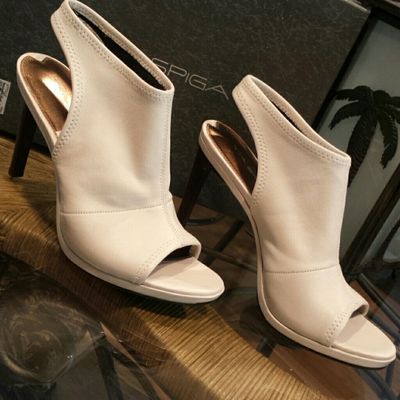 Via Spiga Shoes - Via Spiga soft leather slingbacks, Sz 8