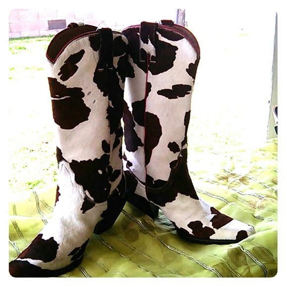 Donald  J Pliner Western Couture Cowboy Boots