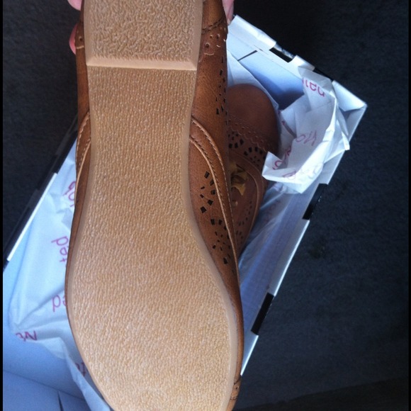 Brand new shoes for sale! - Picture 4 of 4