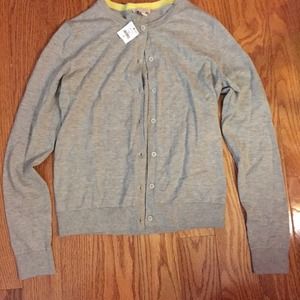 Brand new GAP basic gray cardigan in XS