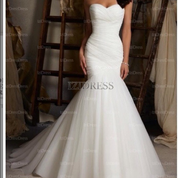 Wedding dress