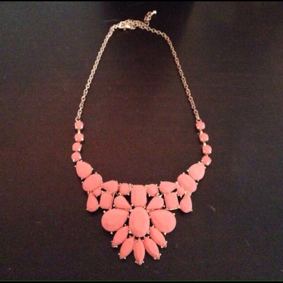 Forever 21 Jewelry - Coral necklace