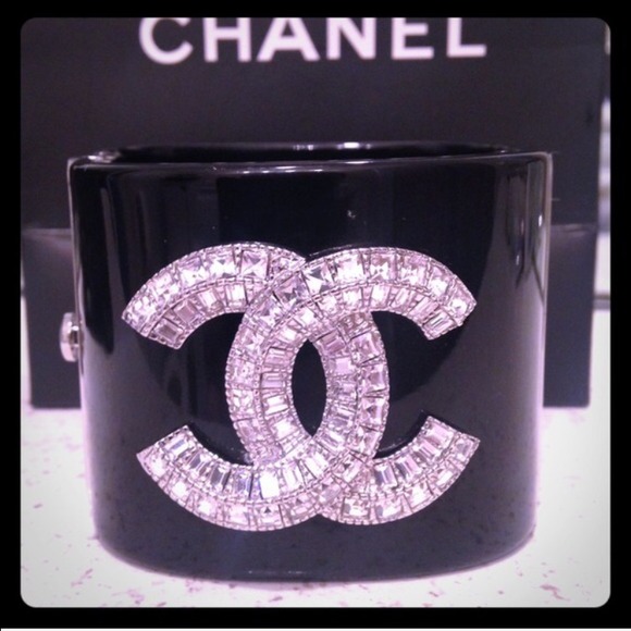 Chanel bangle