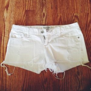 Abercrombie & Fitch Low Rise Short-Shorts