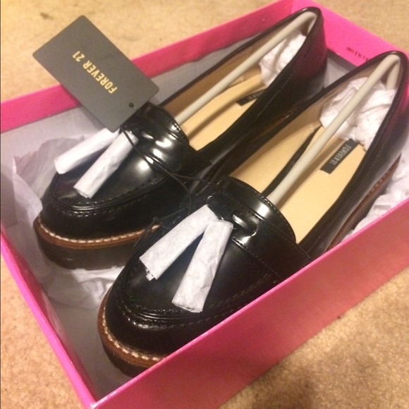 Forever21 black platform loafers