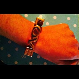 Love gold bracelet