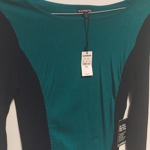Green and Black form fitting dress!