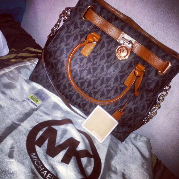 🔴SOLD🔴 Authentic Michael Kors Hamilton bag