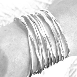 Silver wire bracelet
