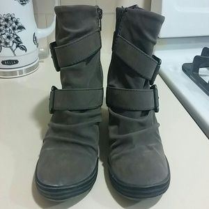 Short Gray Booties with buckle