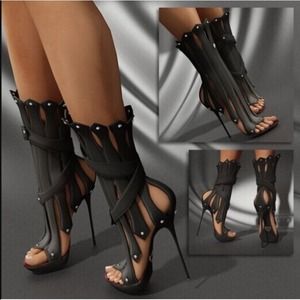 6" Leather a Sculpted Structure Rhinestones Boots