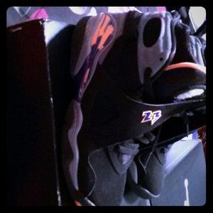 Jordan 8s