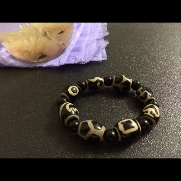 Tibetan stone bracelet