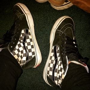 Sk8 hi bones brigade checkered vans