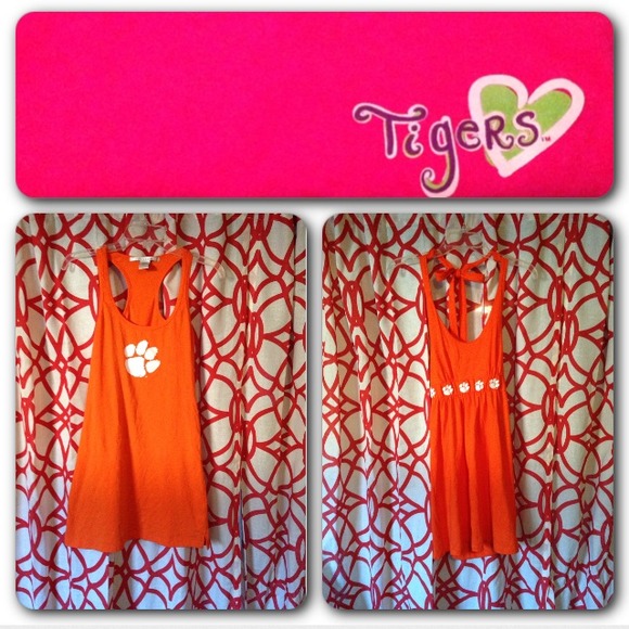 💰CLEMSON TIGERS BUNDLE💰 2 Dresses & T Shirt