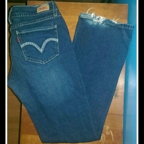 ❌SOLD❌  Too SuperLow Jeans by Levi's - Picture 2 of 4