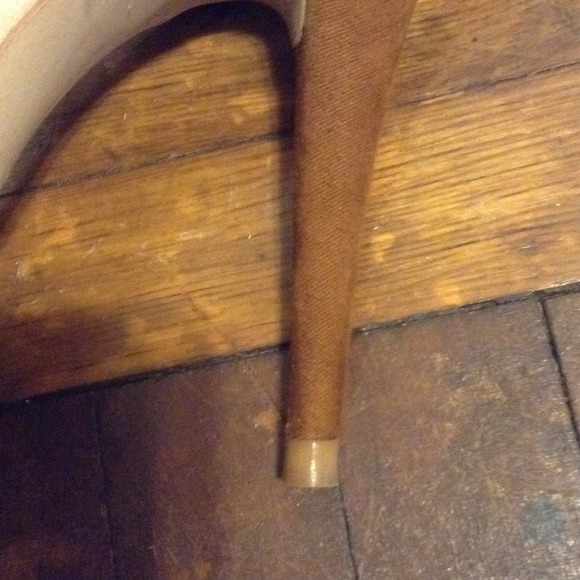 Shoes - Picture 3 of 3