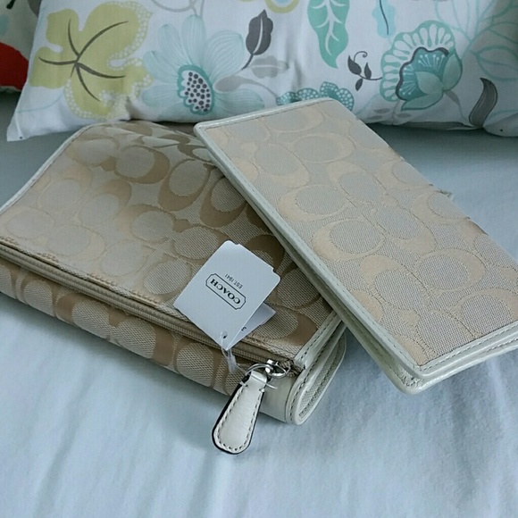 Coach wallet - Picture 4 of 4