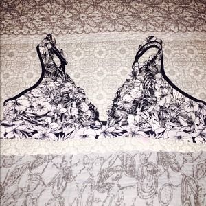 Victoria's Secret PINK bralette bundle