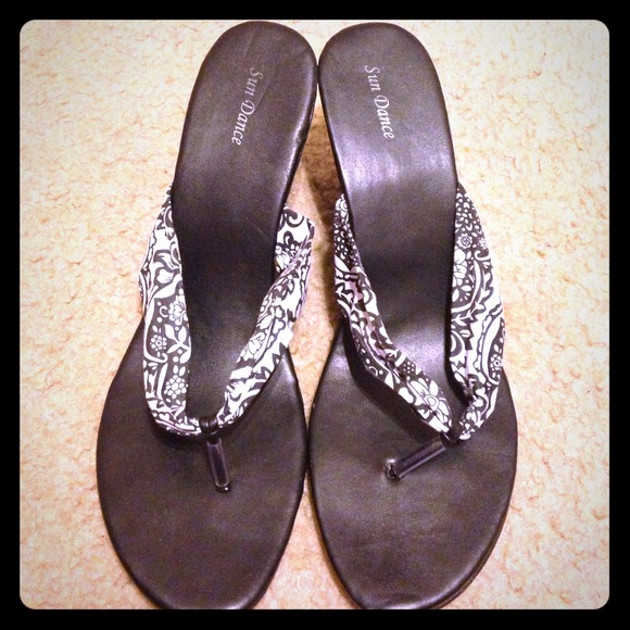 Flip flop wedges