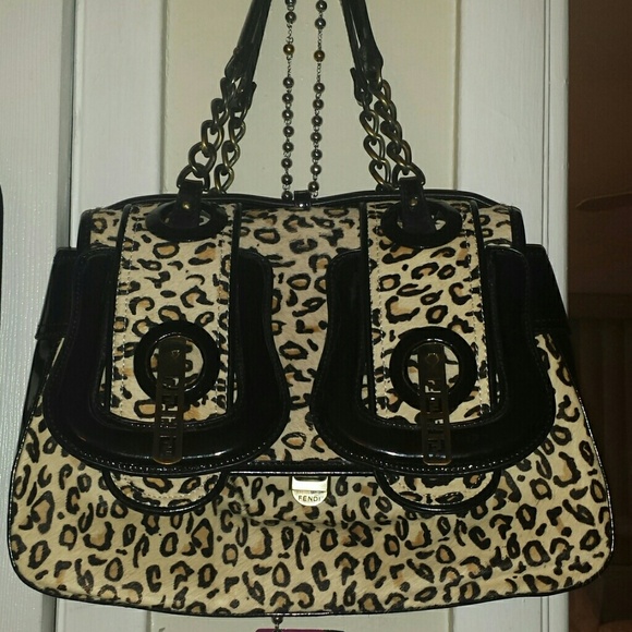 Fendi B Bag - Picture 1 of 4