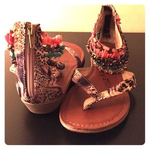 🚫FINAL PRICE🚫 Rebel By ZiGi sandals